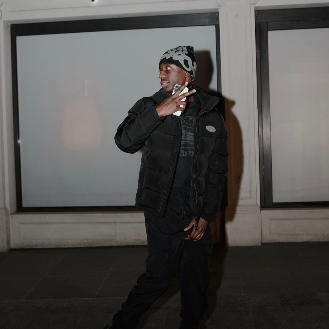 carsicko beanie in black and grey colour way