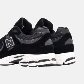 New Balance 2002R - Black Gunmetal - No Sauce The Plug