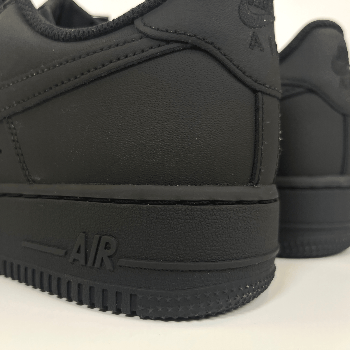 matte black air force 1