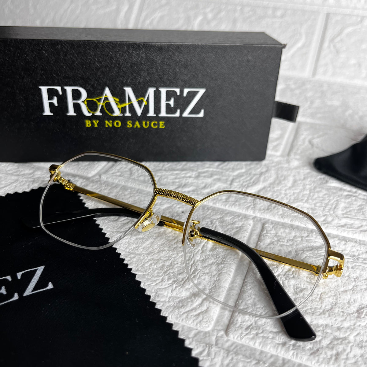 Crystal Clear Framez - No Sauce The Plug